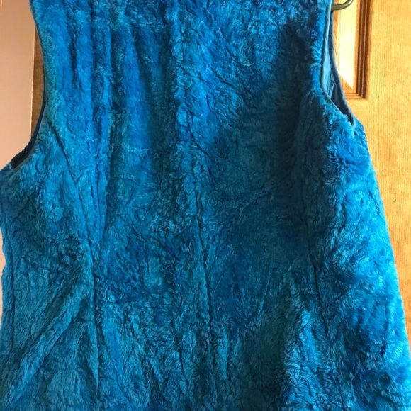 Reversible Vest - Picture 2 of 2